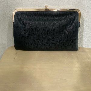 Black Clutch
